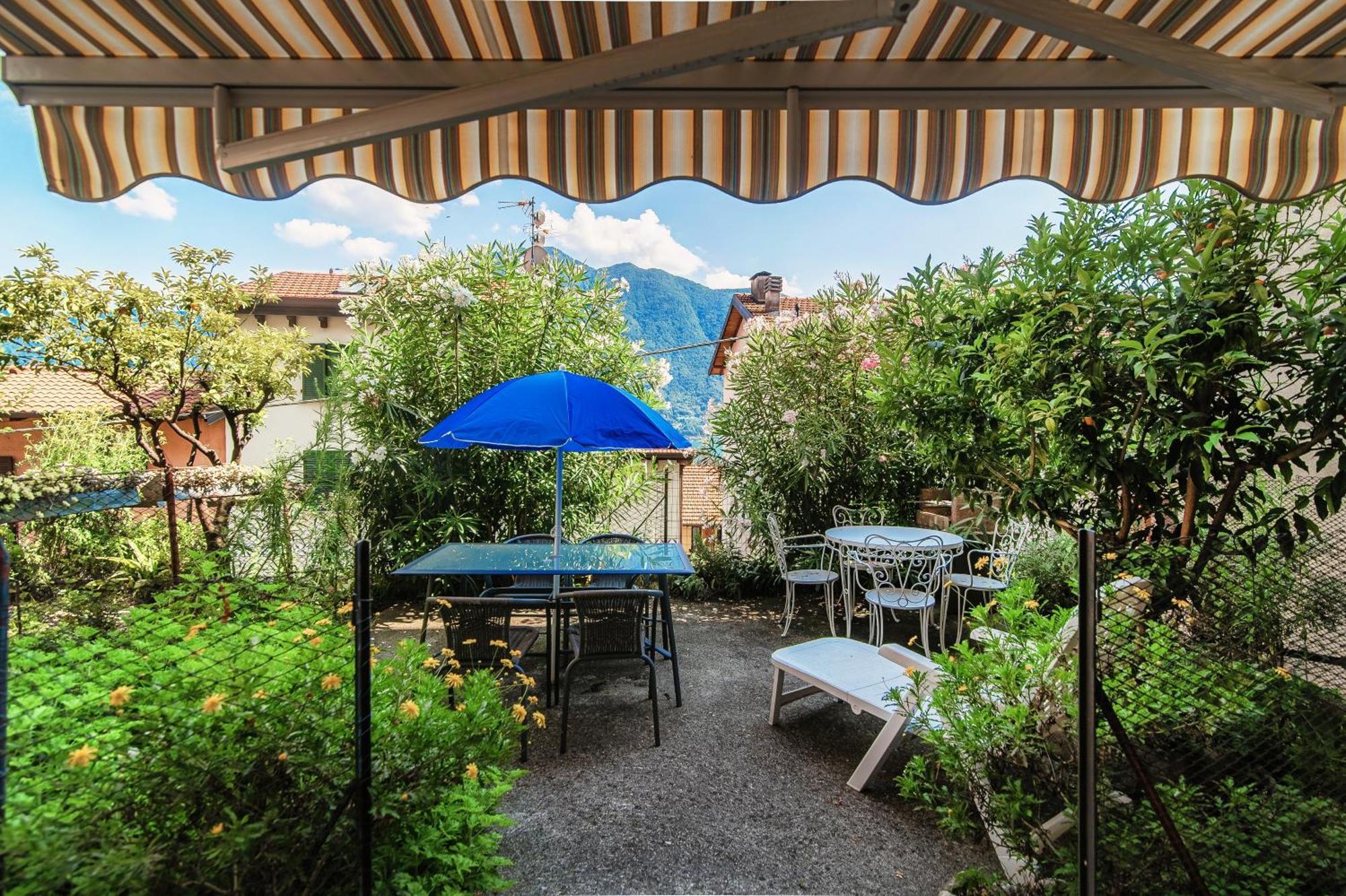 Delizioso Bilocale Vista Lago Colonno Εξωτερικό φωτογραφία