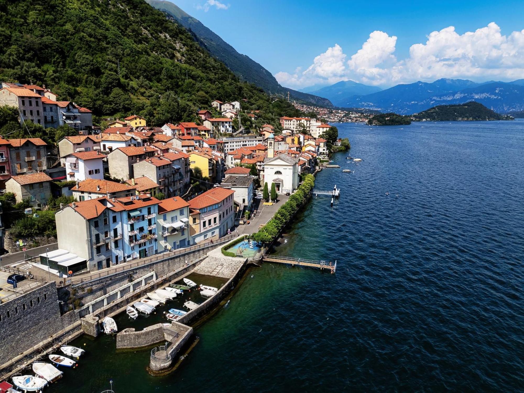 Delizioso Bilocale Vista Lago Colonno Εξωτερικό φωτογραφία